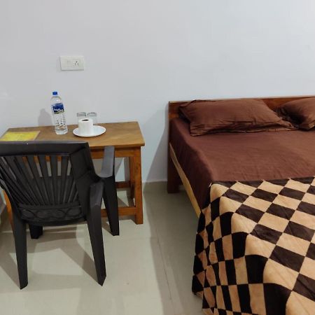 Rishi House Hotell Arambol Eksteriør bilde