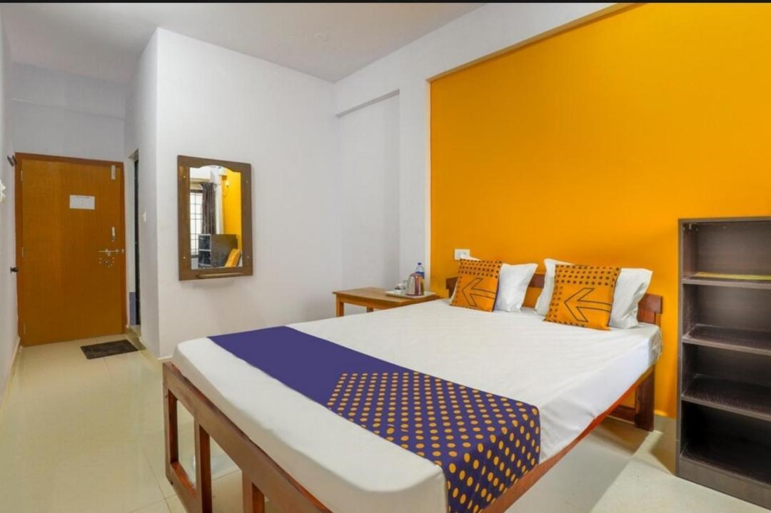 Rishi House Hotell Arambol Eksteriør bilde